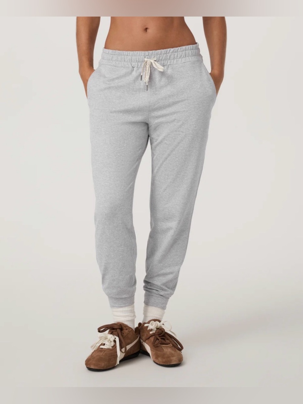 VUORI Women’s Performance Light Gray Drawstring Joggers Size Medium